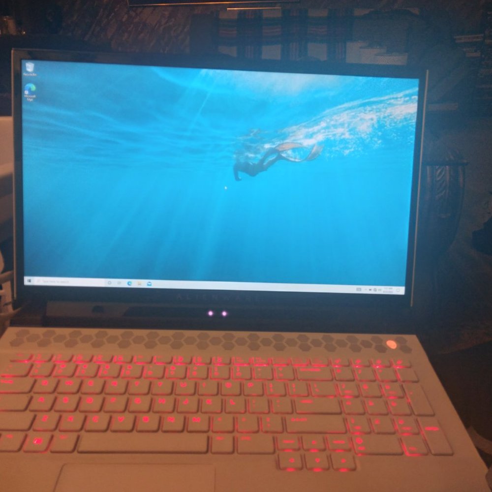 Alienware laptop 👽 - Picture 2 of 3